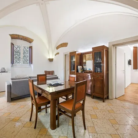 Residenza Giovanna In Duomo - Elegance And Two Suites Verona